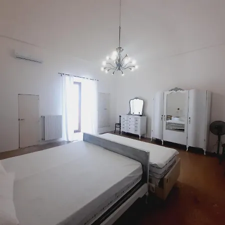 Palazzo Raheli Apartment *