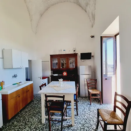 Palazzo Raheli * Ugento